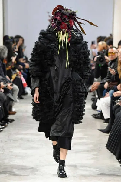 ノワールケイニノミヤ 2018秋冬 LOOK 3