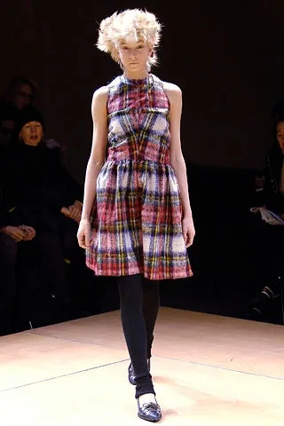 JUNYA WATANABE 2005 AWの同シーズン掲載写真。