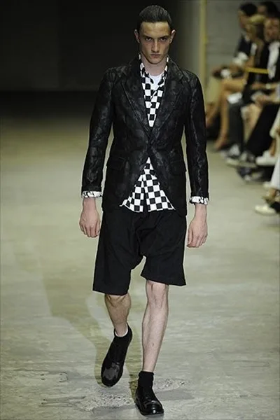 コムデギャルソンオムプリュス 2011春夏 LOOK 32