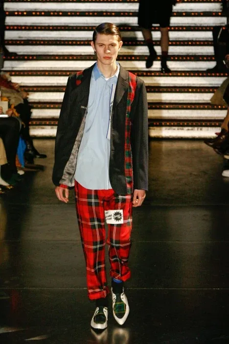 コムデギャルソンオムプリュス 2008秋冬 LOOK 3