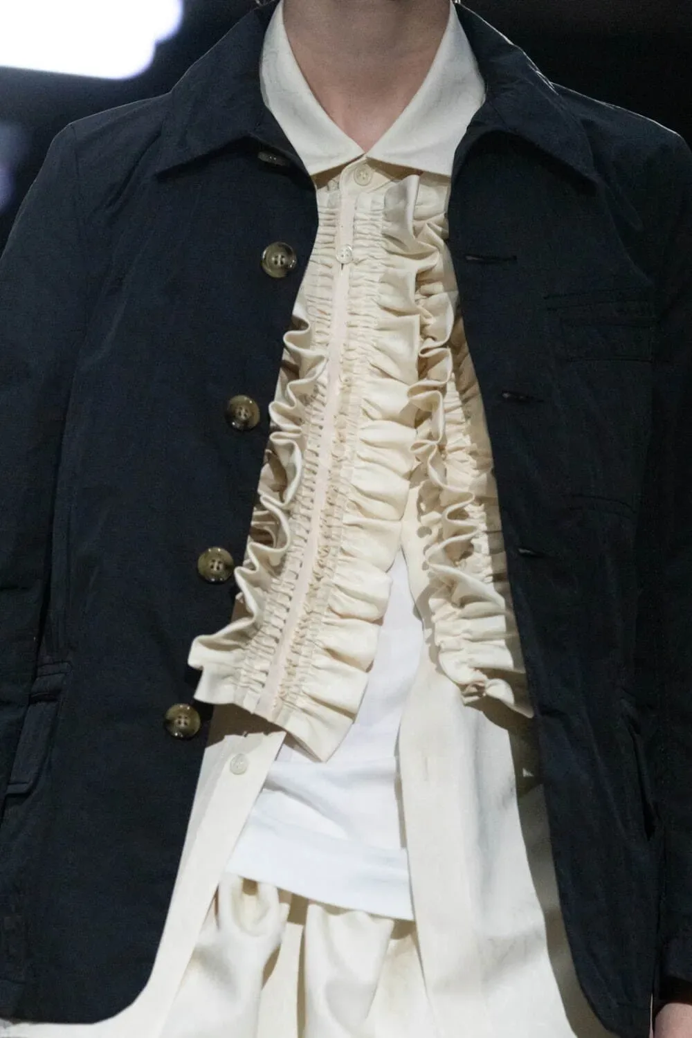 タオ 2023年春夏 LOOK 14 / VIEW 2
