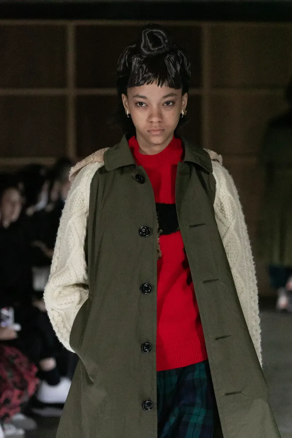 タオ 2023年秋冬 LOOK 23 / VIEW 2