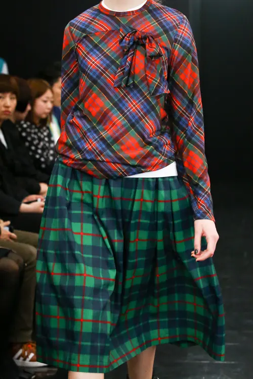 トリコ・コムデギャルソン 2013年秋冬 LOOK 22 / VIEW 2
