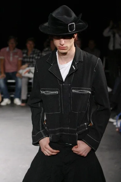 コムデギャルソンオムプリュス 2009春夏 LOOK 5 / VIEW 2