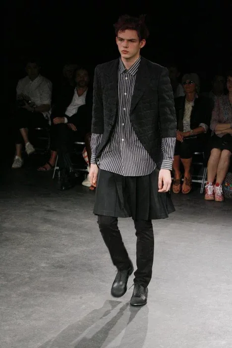 コムデギャルソンオムプリュス 2009春夏 LOOK 24