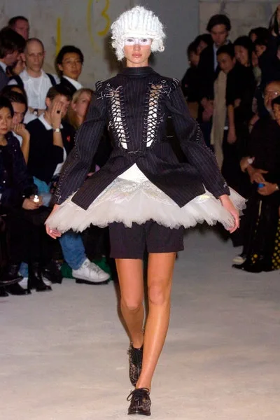 コムデギャルソン 2005春夏 LOOK 19