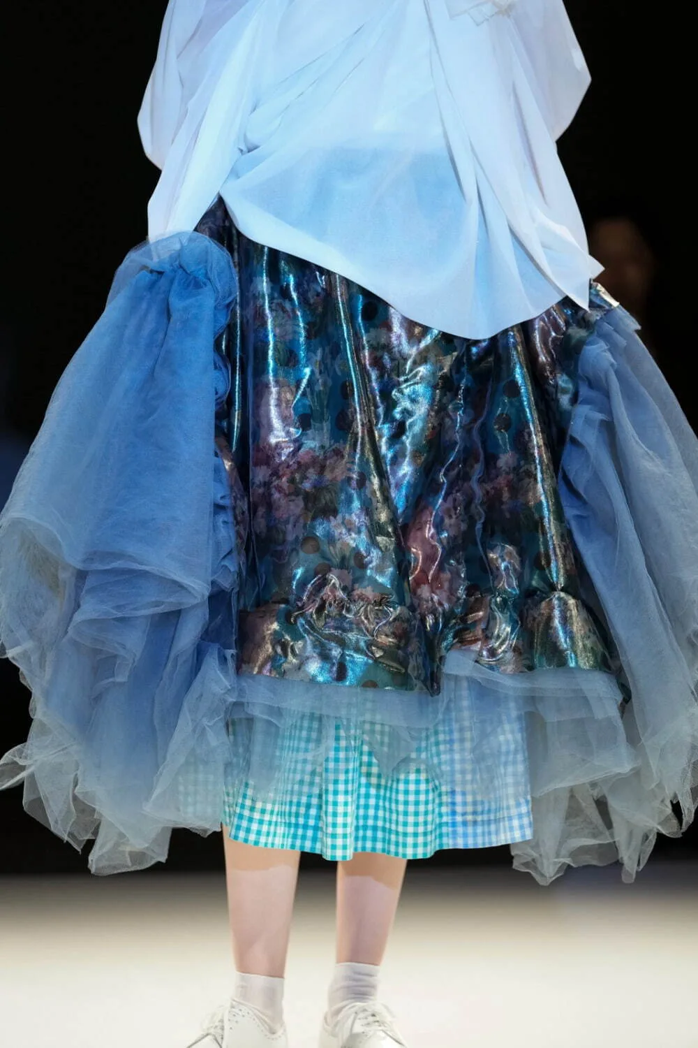 タオ 2025年春夏 LOOK 35 / VIEW 2