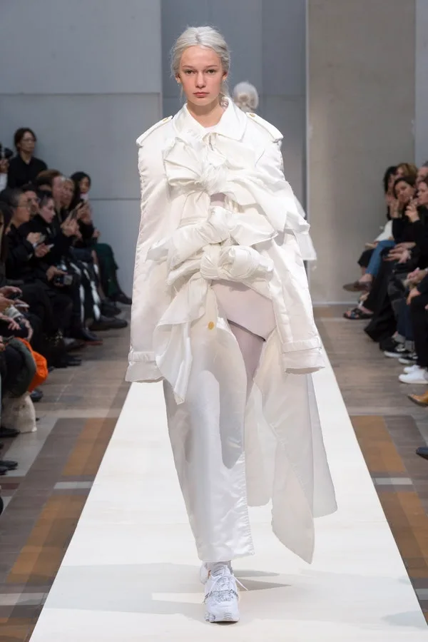 コムデギャルソン 2019春夏 LOOK 25