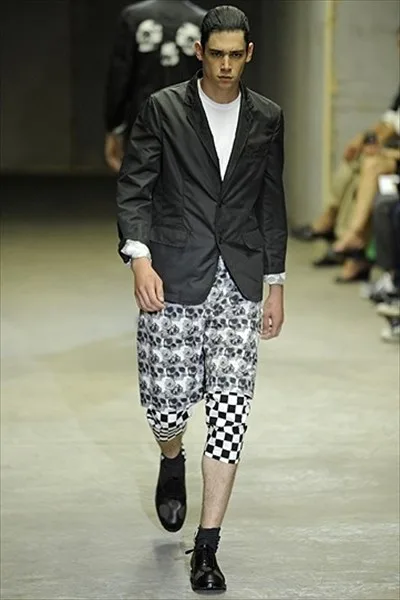 コムデギャルソンオムプリュス 2011春夏 LOOK 4