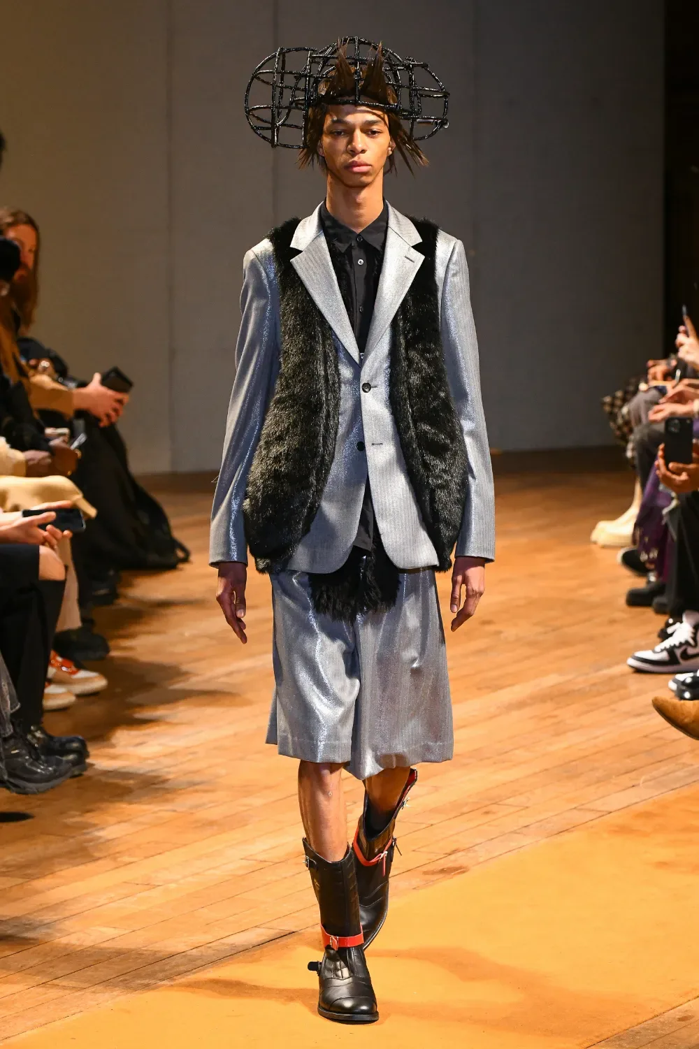 コムデギャルソンオムプリュス 2023年秋冬 LOOK 12