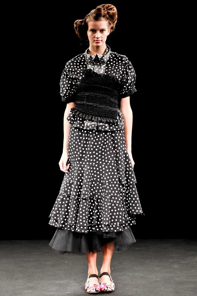 タオ 2011年春夏 LOOK 36
