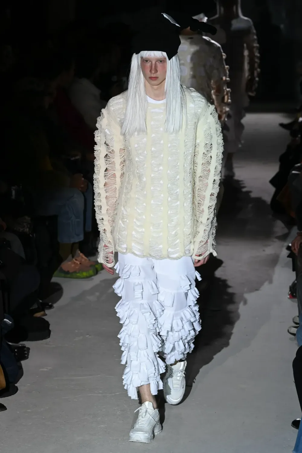 コムデギャルソンオムプリュス 2024年秋冬 LOOK 18