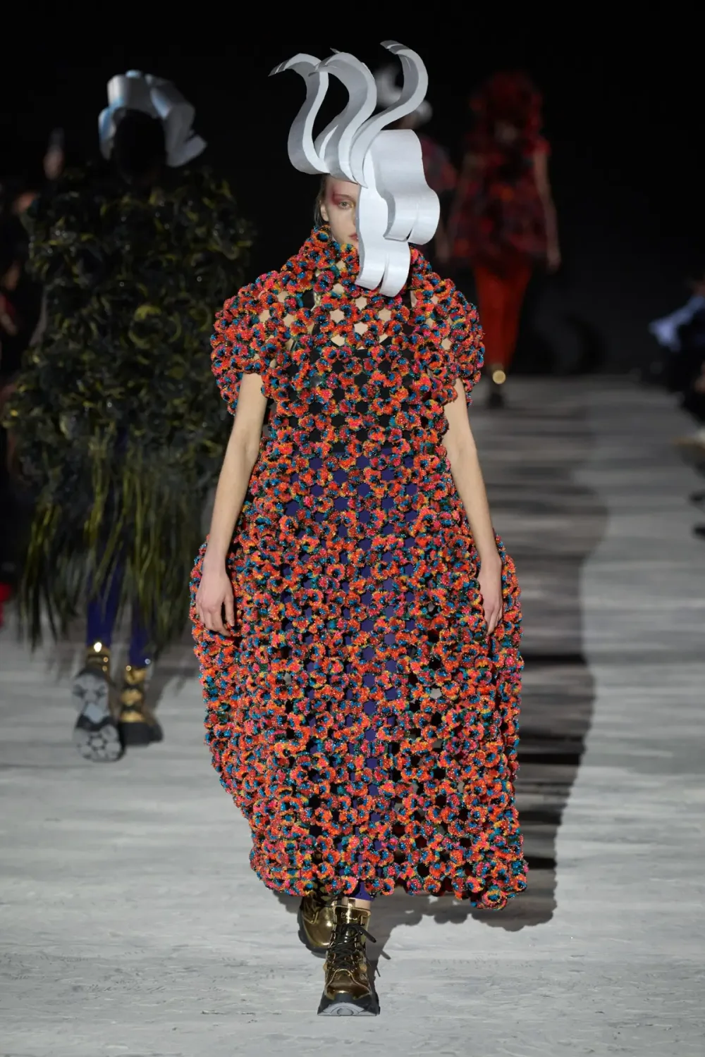 ノワールケイニノミヤ 2025年秋冬 LOOK 27 / VIEW 2