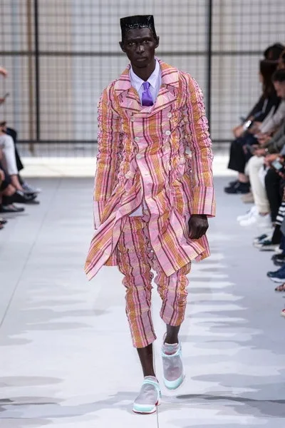コムデギャルソンオムプリュス 2019春夏 LOOK 9