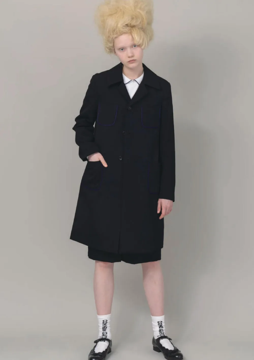 コムデギャルソンガール 2021年秋冬 LOOK 2