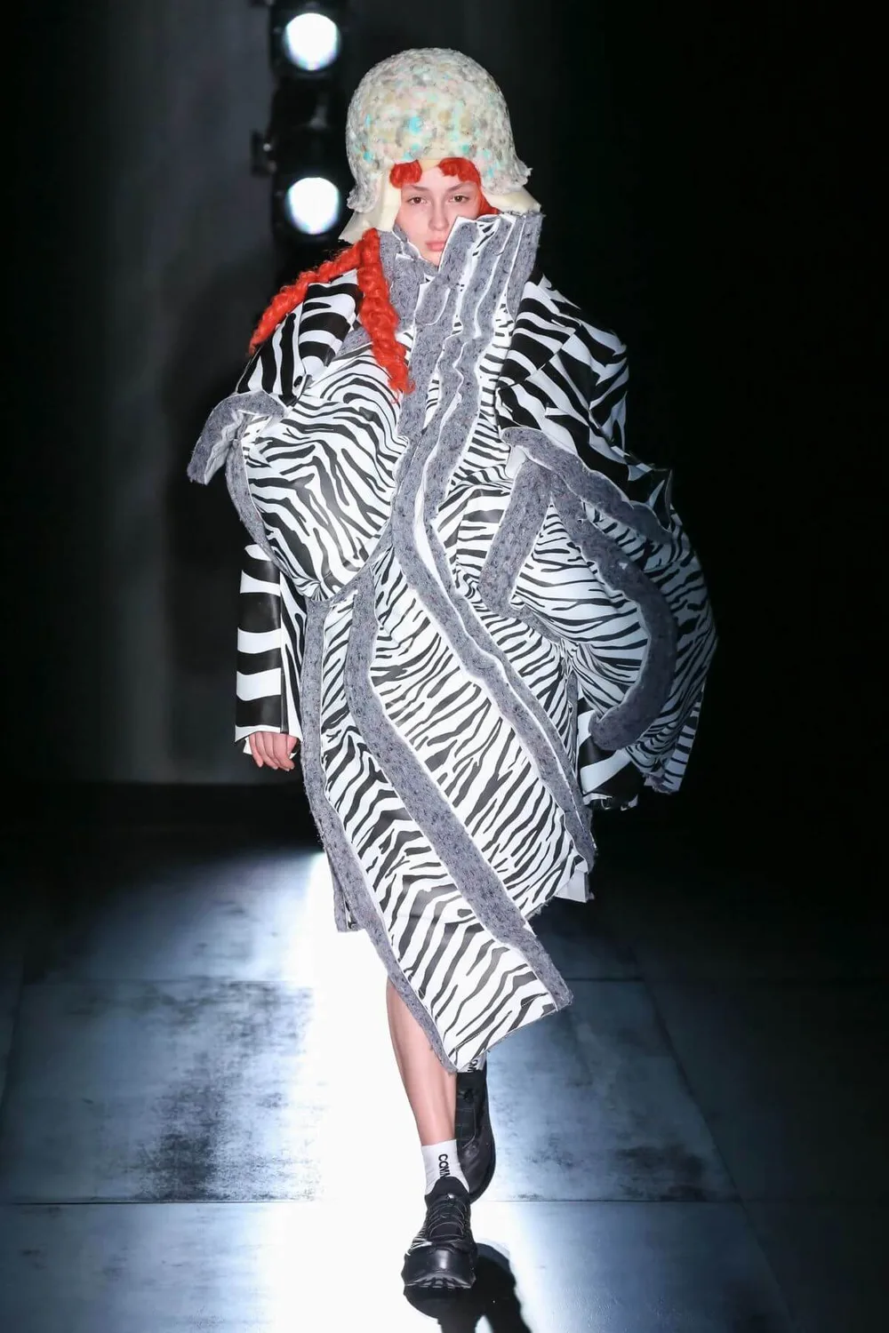 コムデギャルソン 2022年秋冬 LOOK 9