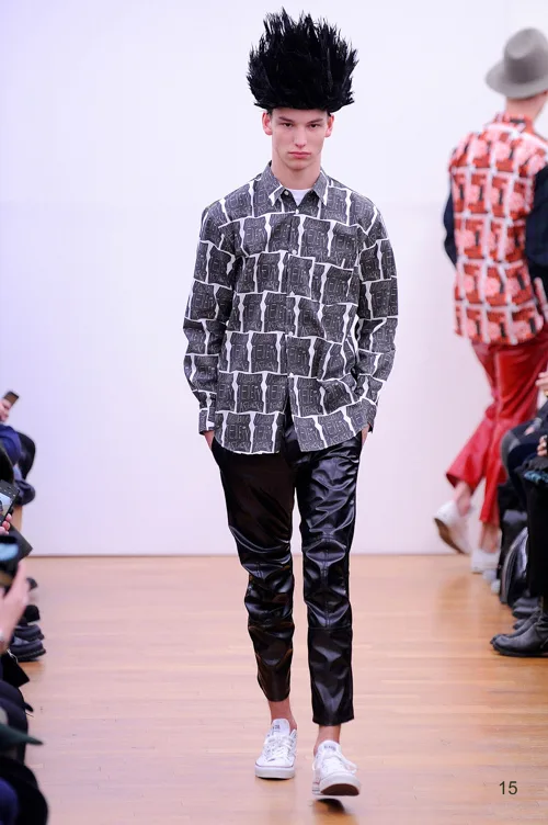 コムデギャルソンシャツ 2015秋冬 LOOK 15