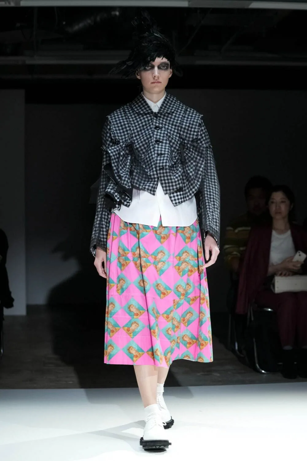 タオ 2025年春夏 LOOK 4