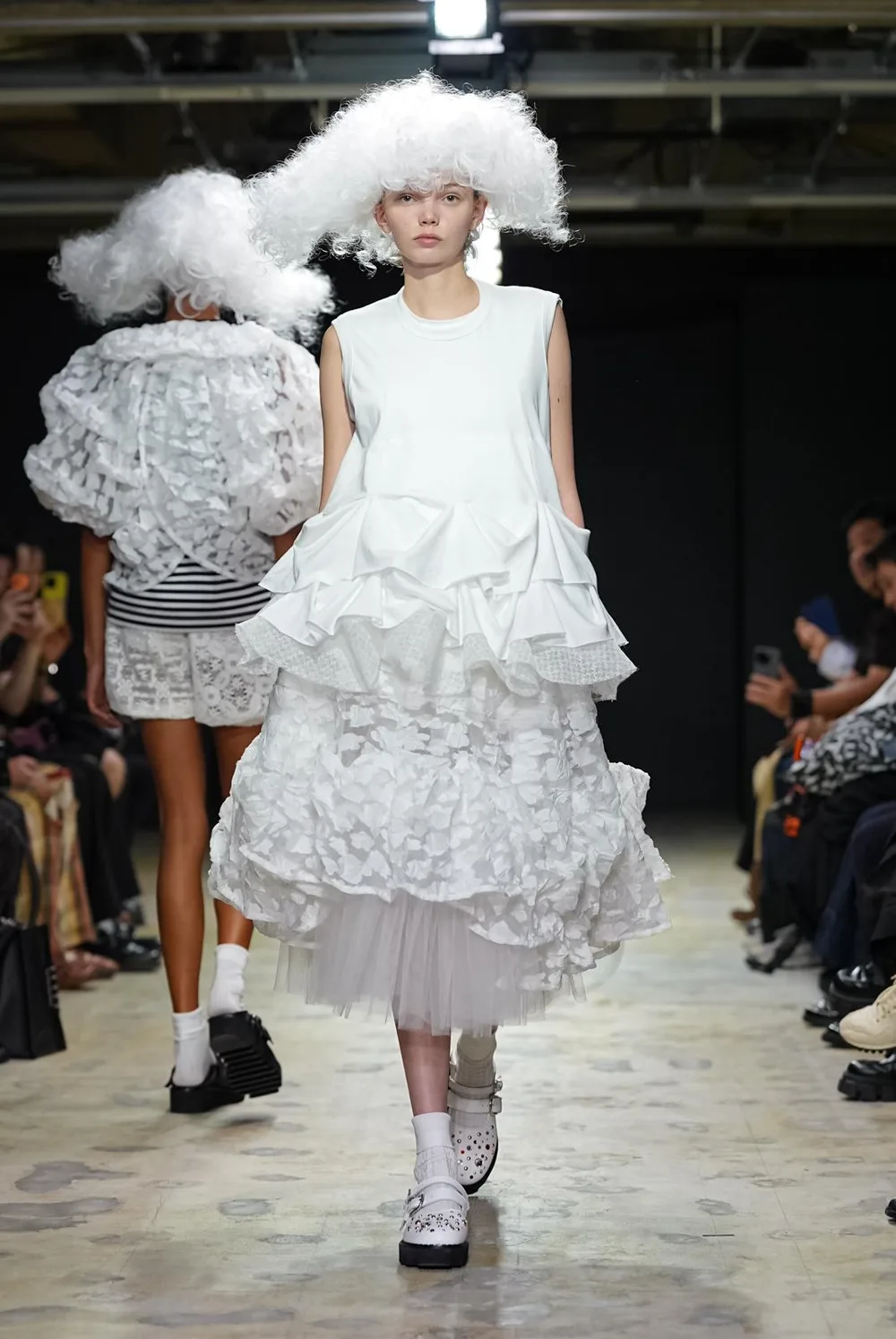 タオ 2027年春夏 LOOK 32