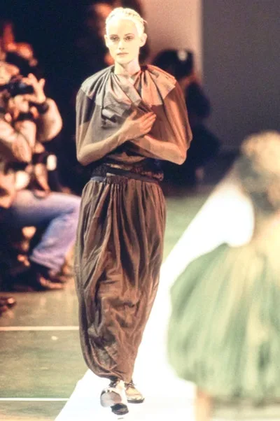 コムデギャルソン 1994春夏 LOOK 76