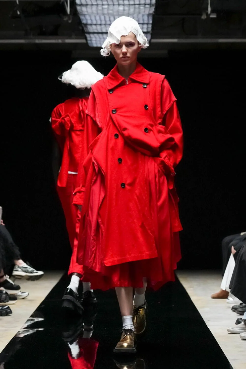 タオ 2025年秋冬 LOOK 17