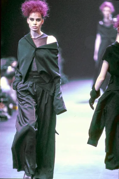 コムデギャルソン 1992秋冬 LOOK 18