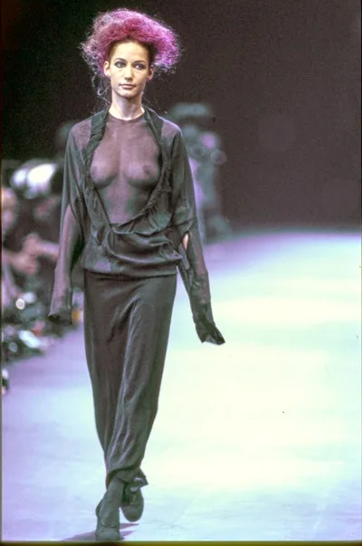 コムデギャルソン 1992秋冬 LOOK 31