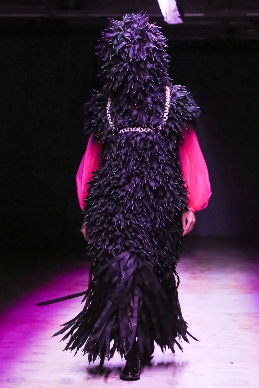 ノワールケイニノミヤ 2022年秋冬 LOOK 16