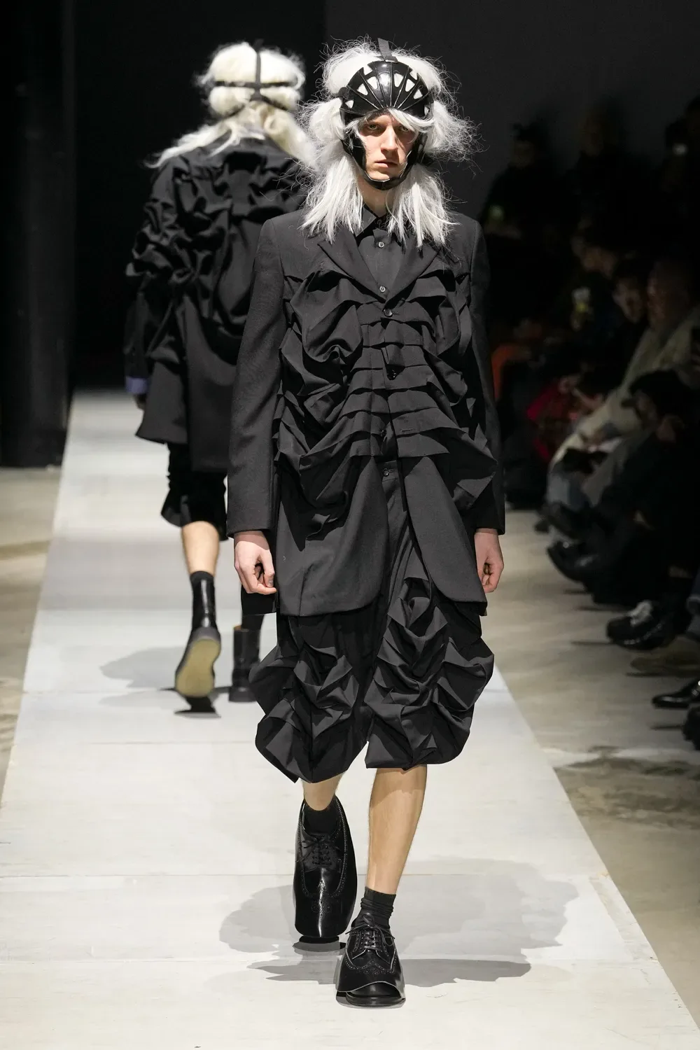 コムデギャルソンオムプリュス 2026年秋冬 LOOK 22