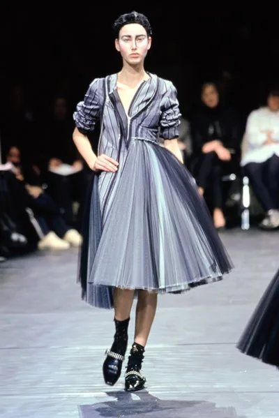 コムデギャルソン 2000秋冬 LOOK 50