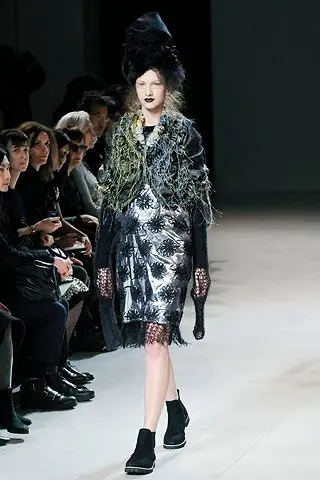 タオ 2008年秋冬 LOOK 2