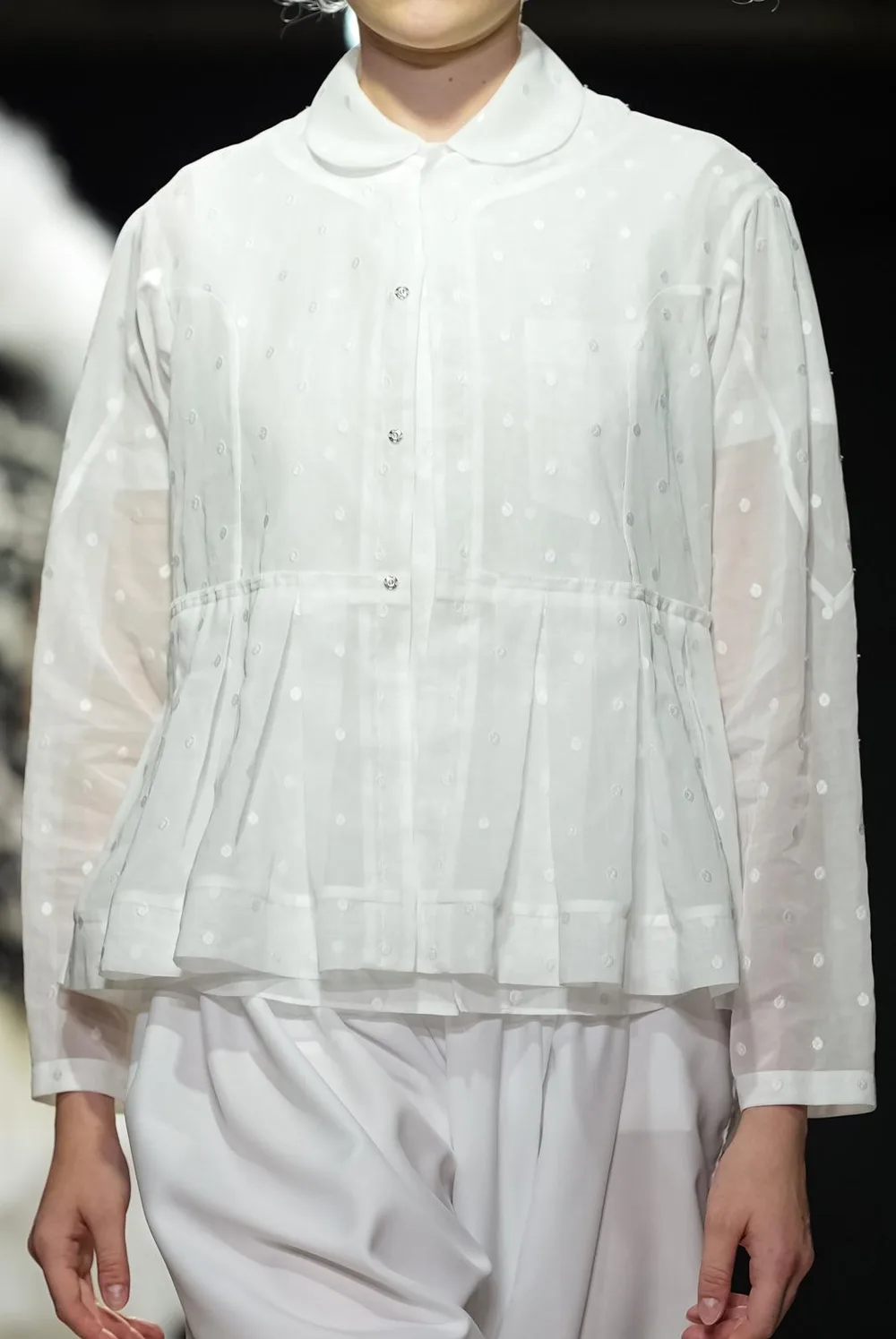 タオ 2027年春夏 LOOK 20 / VIEW 2