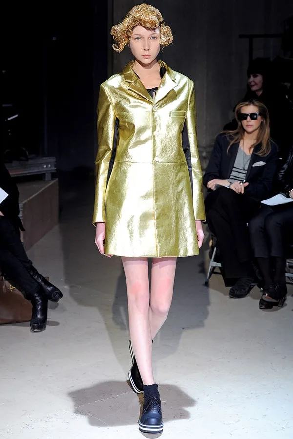 コムデギャルソン 2011秋冬 LOOK 33