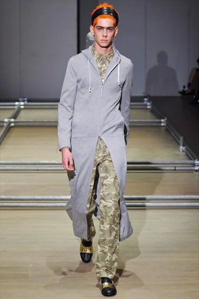 コムデギャルソンオムプリュス 2013春夏 LOOK 3