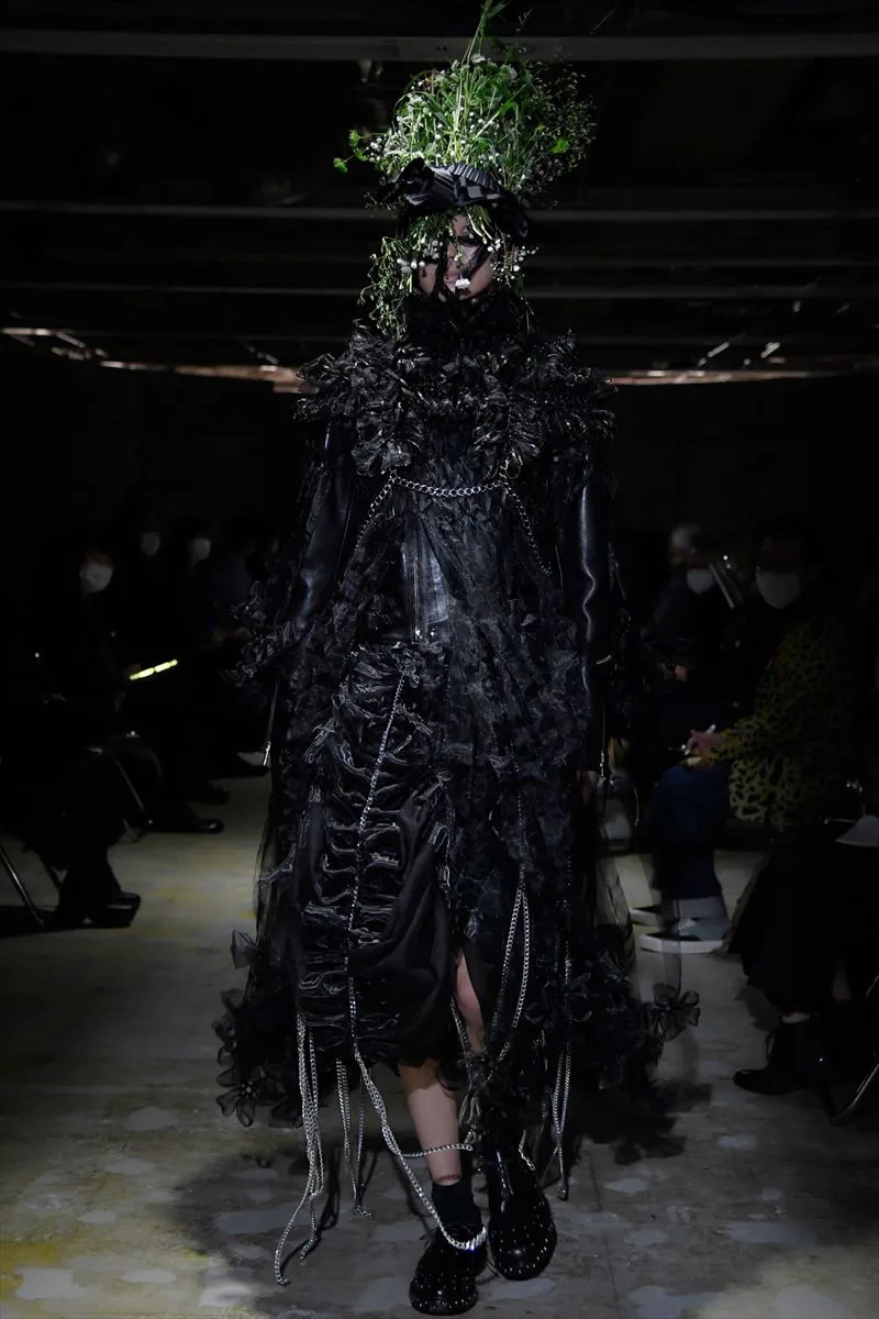 ノワールケイニノミヤ 2021春夏 LOOK 5