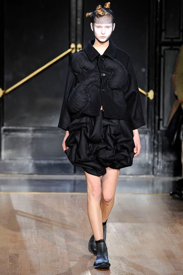 コムデギャルソン 2010秋冬 LOOK 15