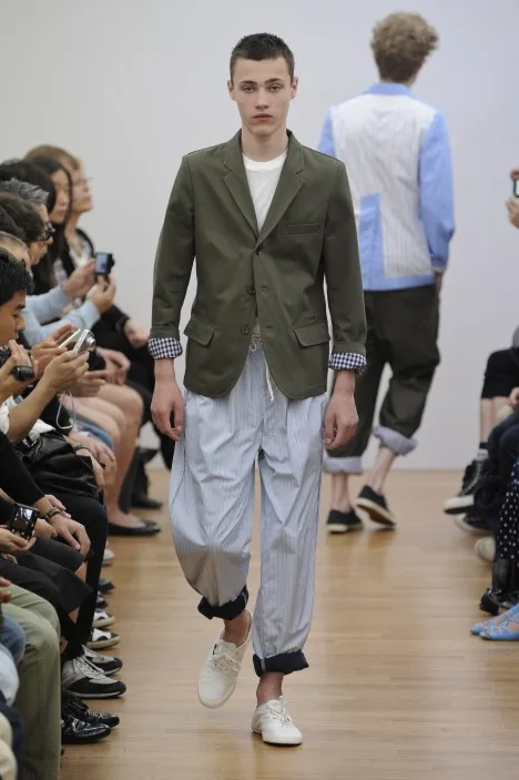 コムデギャルソンシャツ 2010春夏 LOOK 35