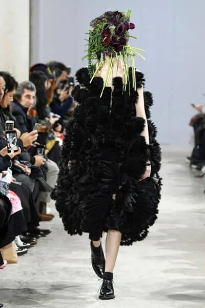 noir kei ninomiya 2018 AWの同シーズン掲載写真。