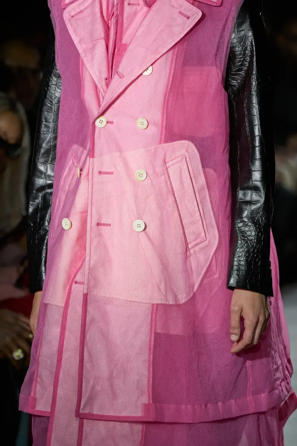 コムデギャルソンオムプリュス 2025年春夏 LOOK 11 / VIEW 2