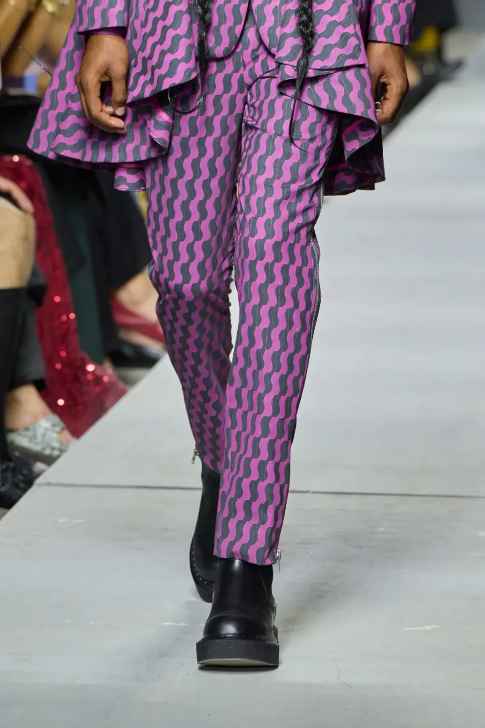 コムデギャルソンオムプリュス 2026年春夏 LOOK 5 / VIEW 4