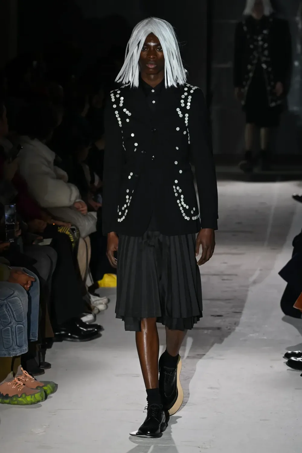 コムデギャルソンオムプリュス 2024年秋冬 LOOK 12