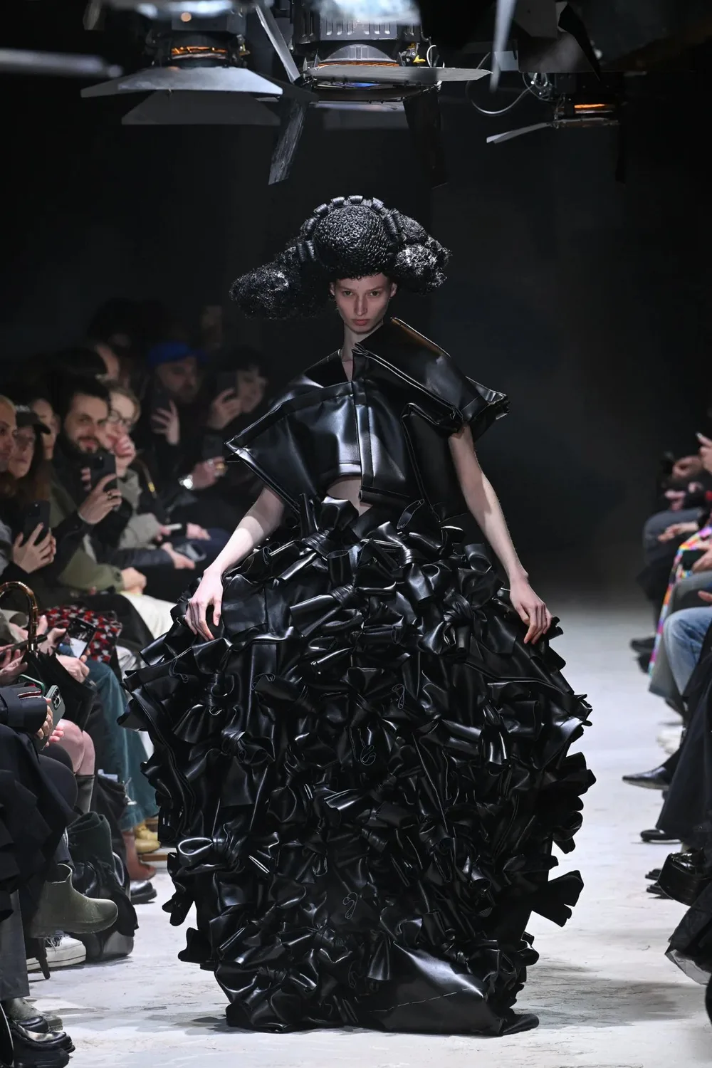 コムデギャルソン 2024年秋冬 LOOK 19