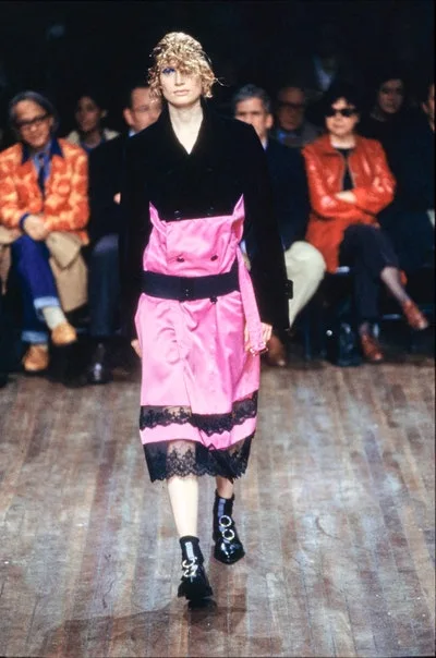 コムデギャルソン 2001秋冬 LOOK 6