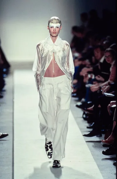 コムデギャルソン 2002春夏 LOOK 33