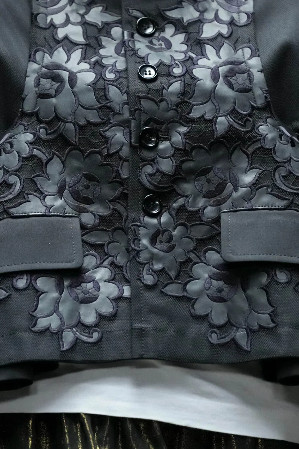 タオ 2025年秋冬 LOOK 11 / VIEW 2