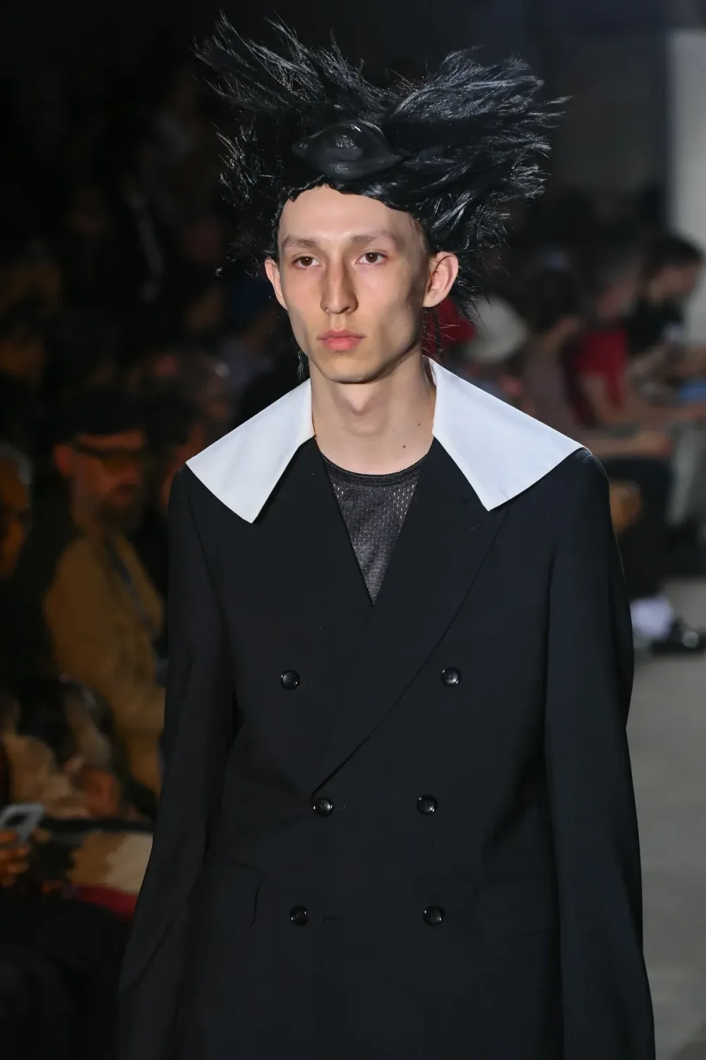 コムデギャルソンオムプリュス 2024年春夏 LOOK 3 / VIEW 2