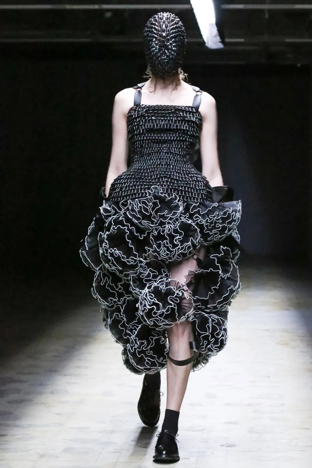 ノワールケイニノミヤ 2022年秋冬 LOOK 25