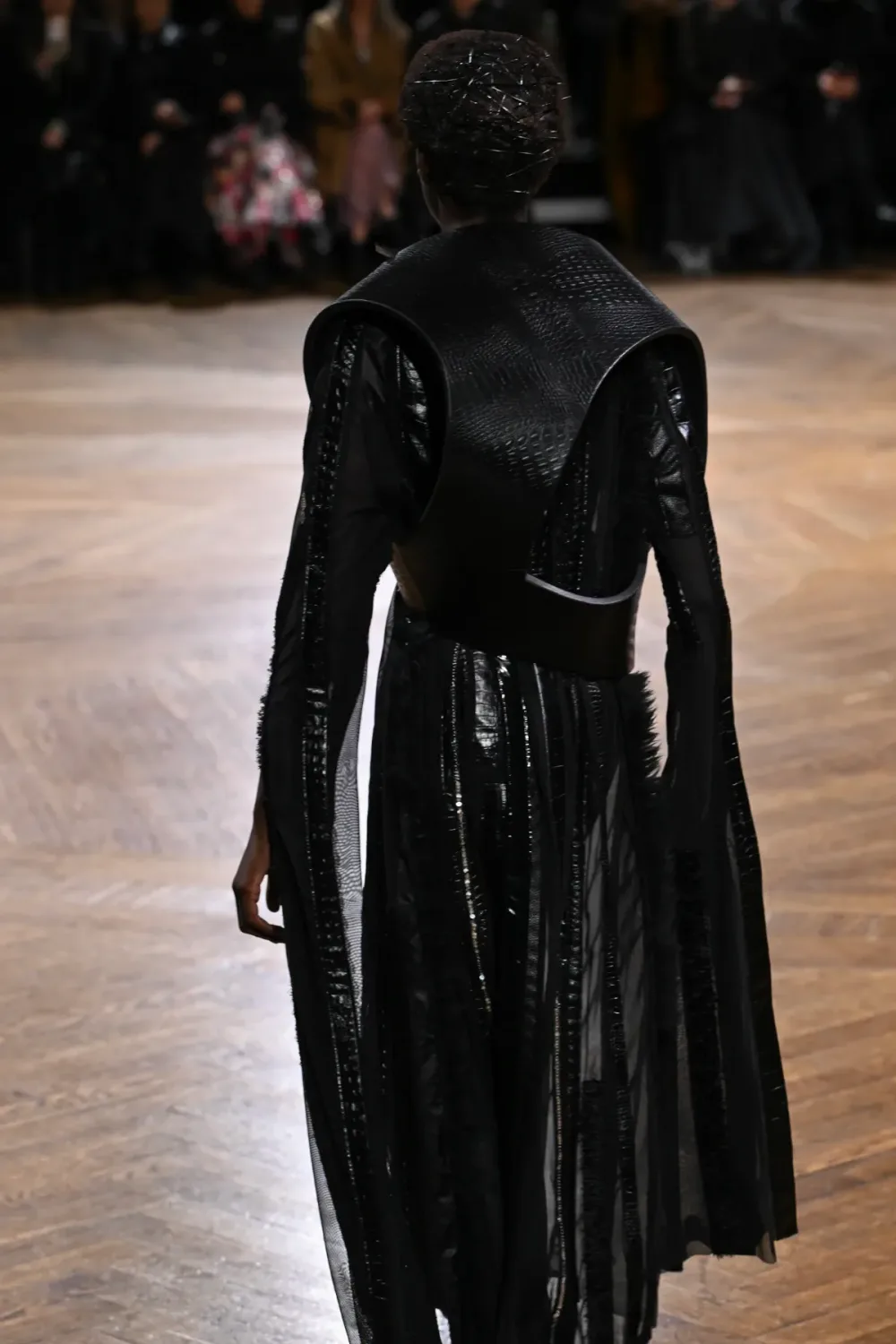 ジュンヤワタナベ 2024年秋冬 LOOK 11 / VIEW 2