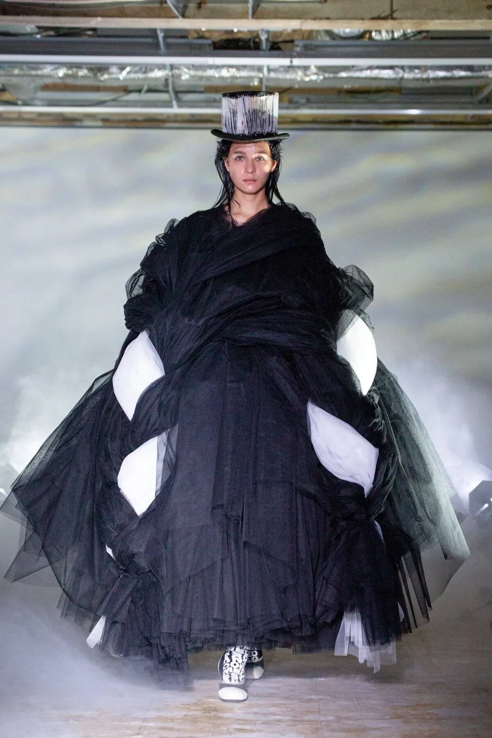 コムデギャルソン 2021年秋冬 LOOK 20