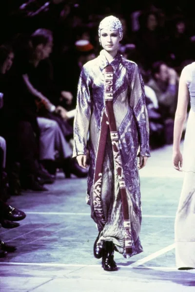 コムデギャルソン 1993秋冬 LOOK 31